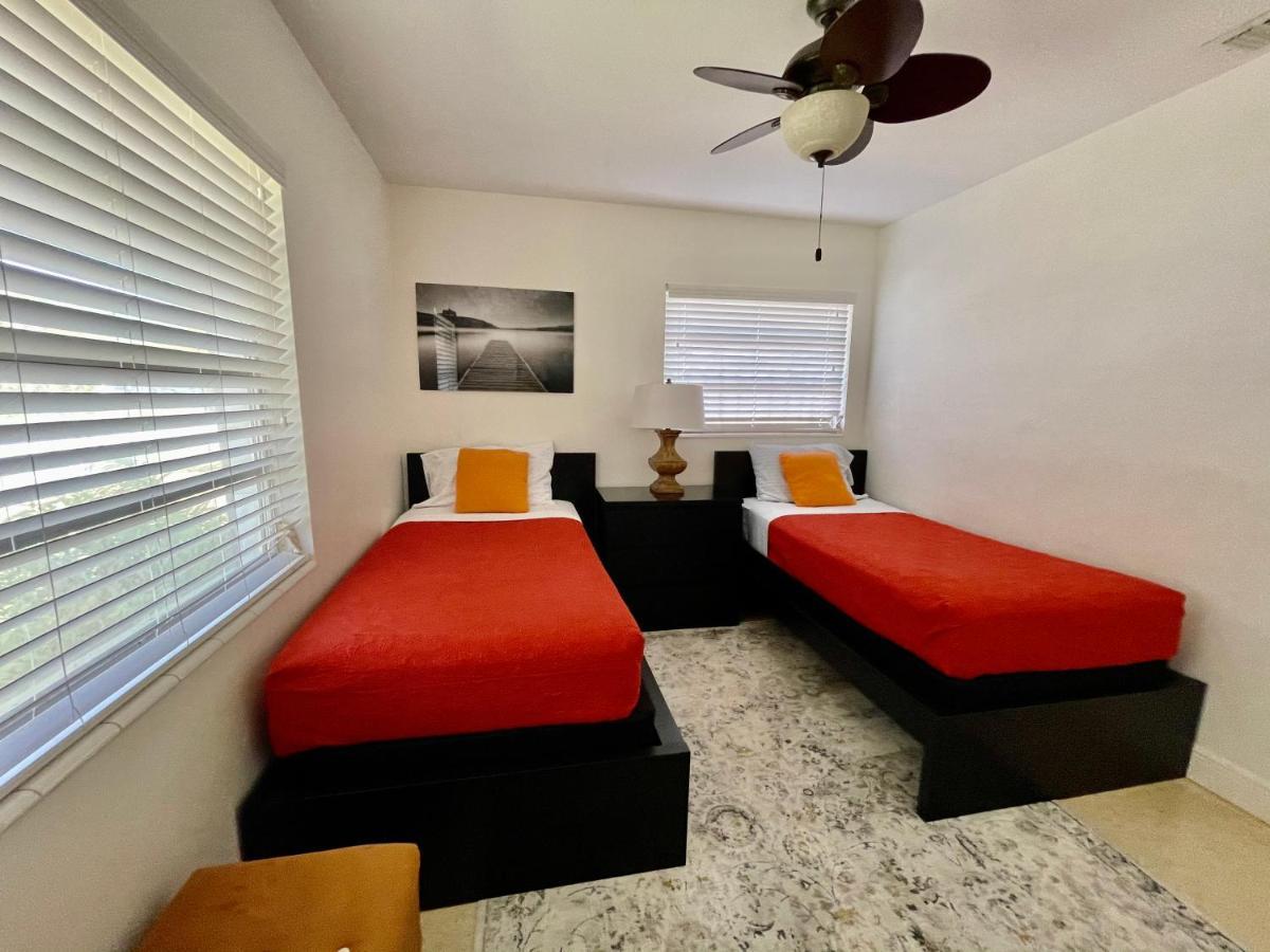 Rowena House 2Bd Den 2Bth Heated Pool Near Siesta Key Villa Sarasota Luaran gambar