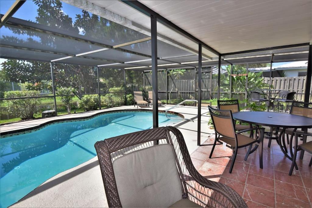 Rowena House 2Bd Den 2Bth Heated Pool Near Siesta Key Villa Sarasota Luaran gambar